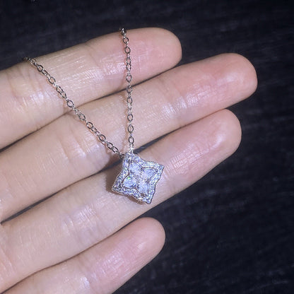 [KELA]STAR-CLOVER MOISSANITE NECKLACE
