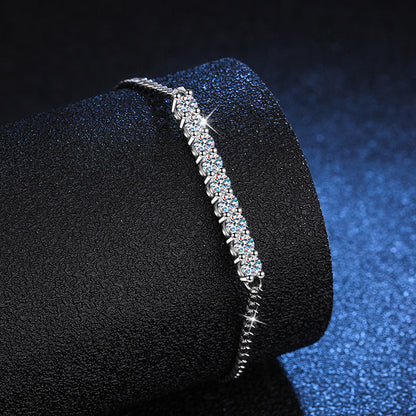 [KELA]SMILING CURVE MOISSANITE BRACELET