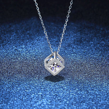 [KELA]GEOMETRIC SUGAR-CUBE MOISSANITE NECKLACE