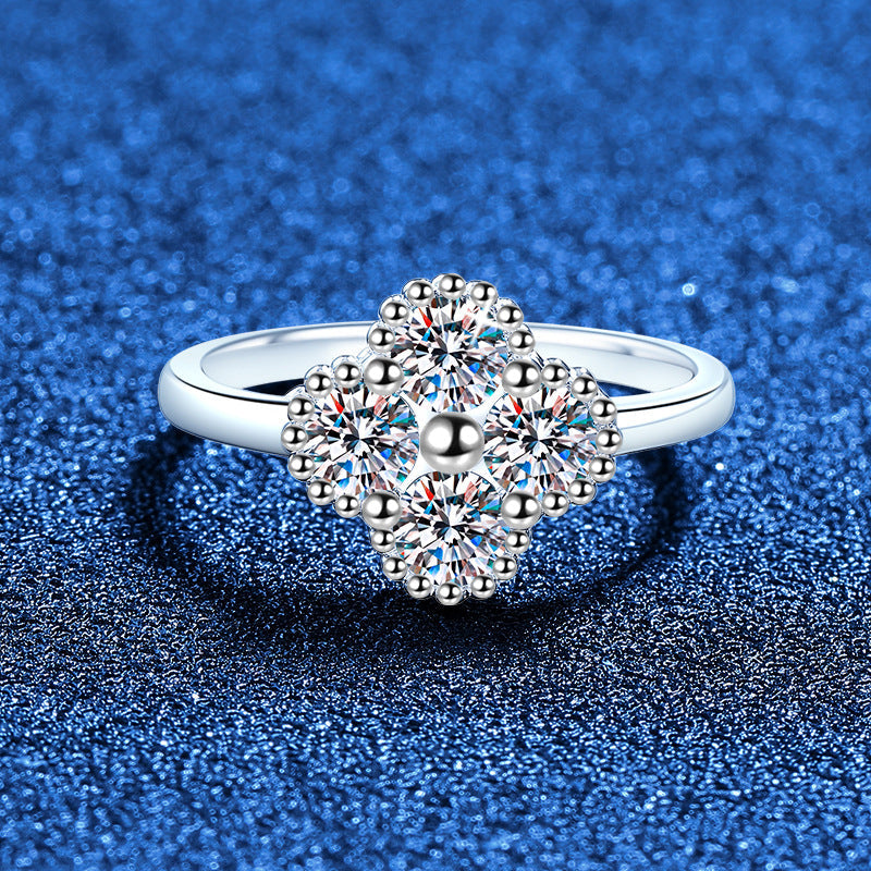 [KELA]ELEGANT FOUR-LEAF CLOVER MOISSANITE RING