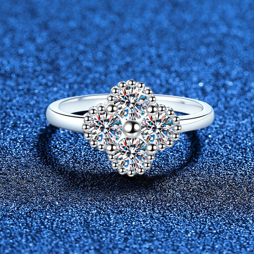 [KELA]ELEGANT FOUR-LEAF CLOVER MOISSANITE RING