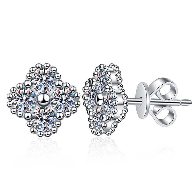 [KELA]ELEGANT FOUR-LEAF CLOVER MOISSANITE STUD EARRINGS