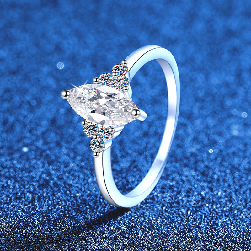 [KELA]ELEGANT MARQUISE CUT MOISSANITE RING WITH SIDE ACCENTS
