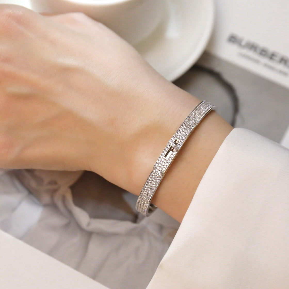 [KELA]KELLY BRACELET DIAMOND PAVED