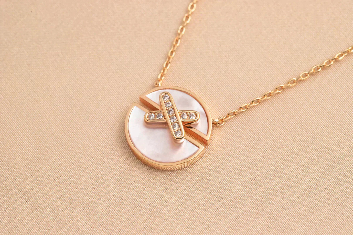 [KELA]JEUX DE ROSE GOLD DIAMOND NECKLACE