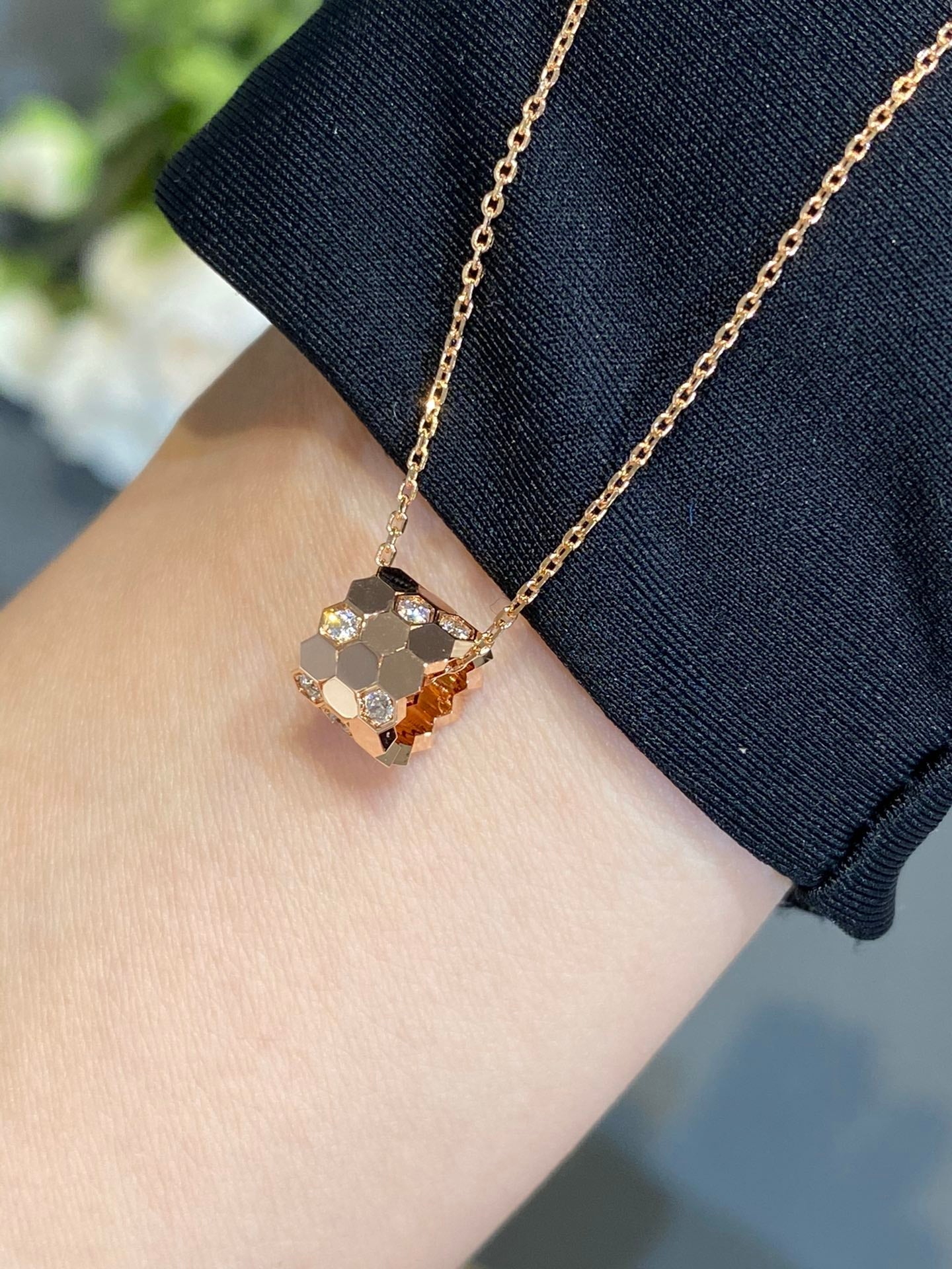 [KELA]BEE LOVE DIAMOND NECKLACE