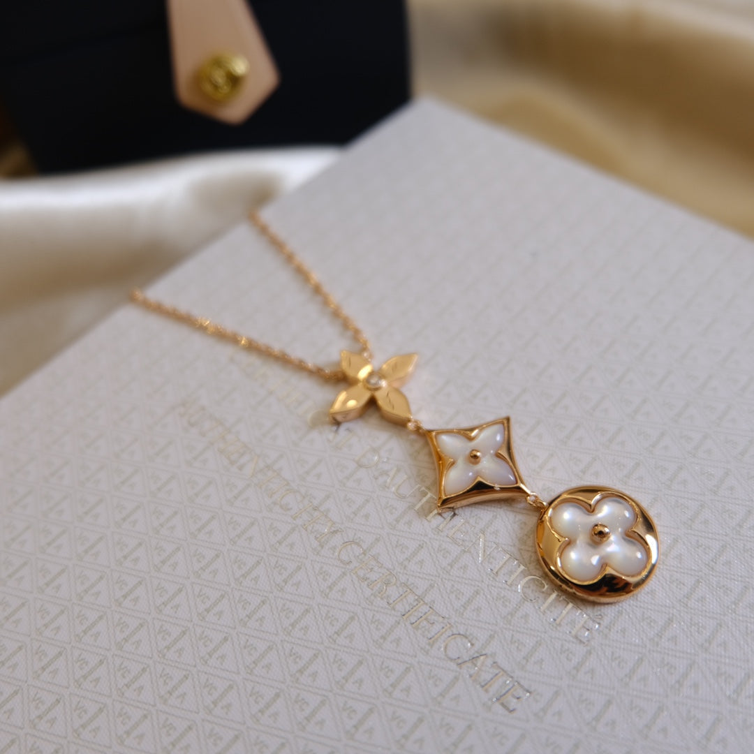 [KELA]COLOR BLOSSOM LARIAT NECKLACE ROSE GOLD WHITE MOTHER PEARL AND DIAMOND