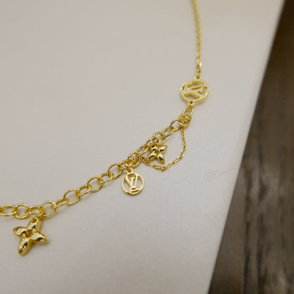 [KELA]BLOOMING SUPPLE NECKLACE BRASS