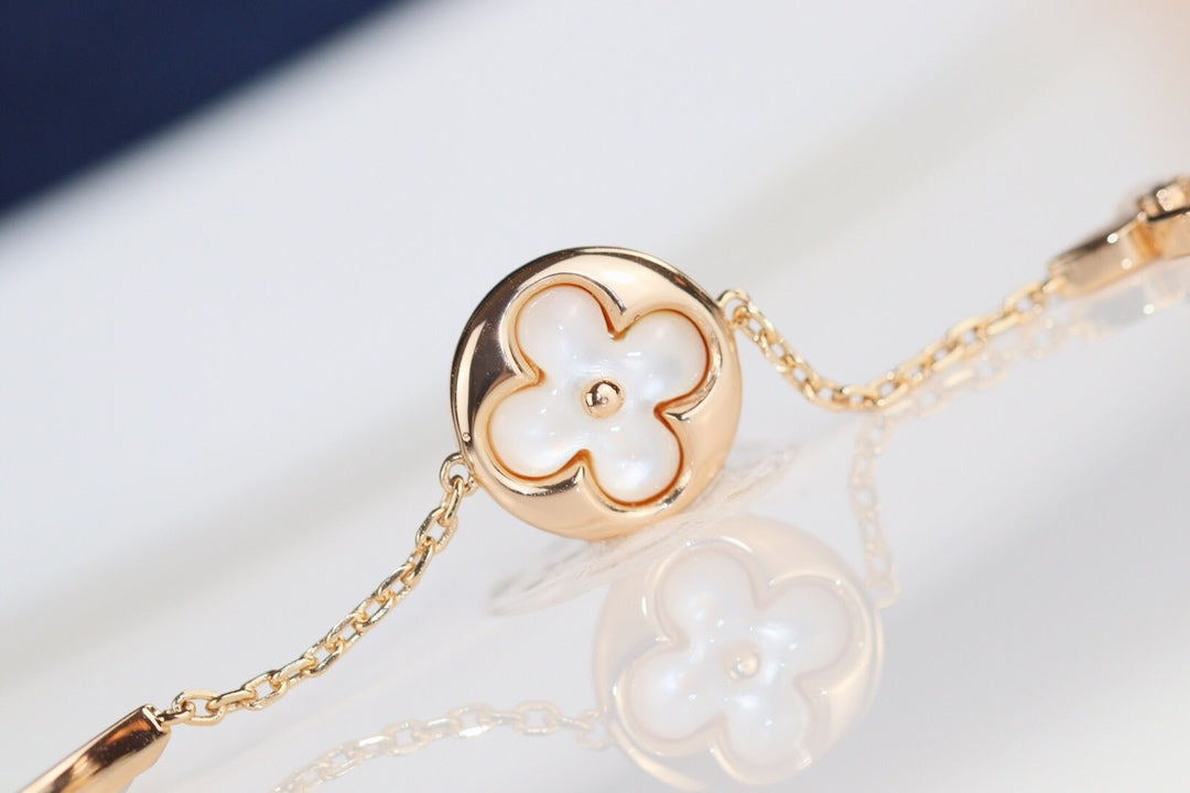 [KELA]LEAF CLOVER BRACELET