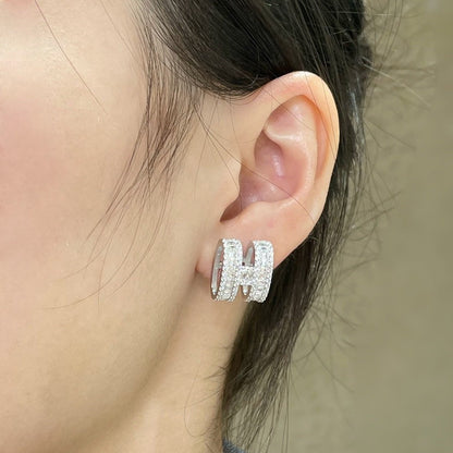 [KELA]H STUD EARRINGS WITH SILVER DIAMONDS