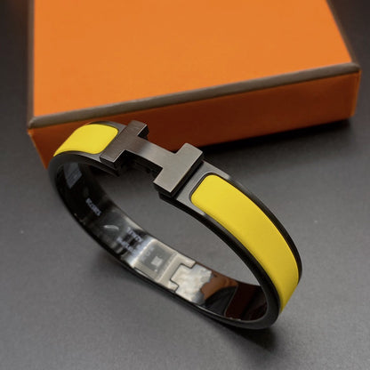 [KELA]CLIC HM SO BLACK YELLOW BRACELET