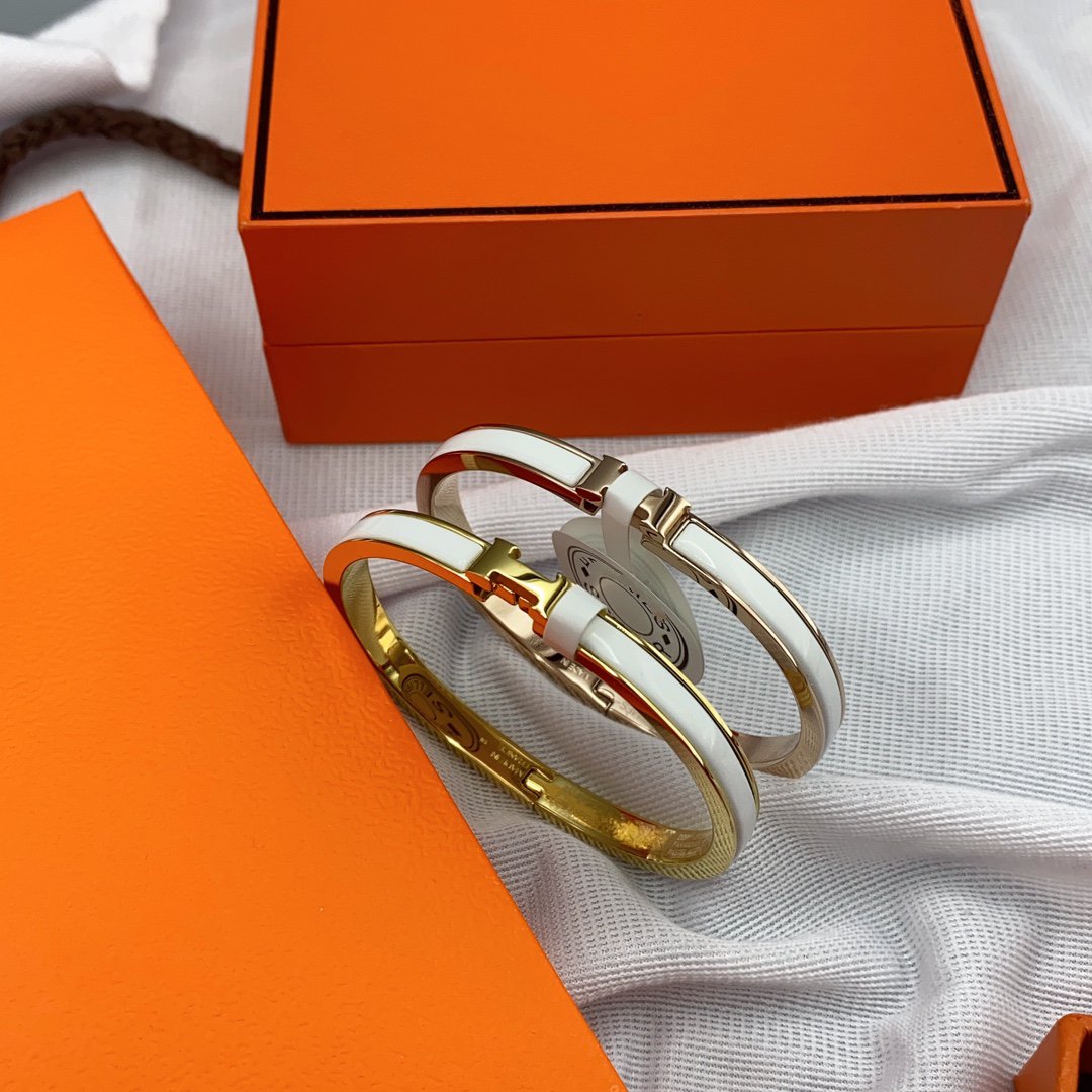 [KELA]CLASSIC HM CLIC WHITE 8MM ENAMEL BRACELET