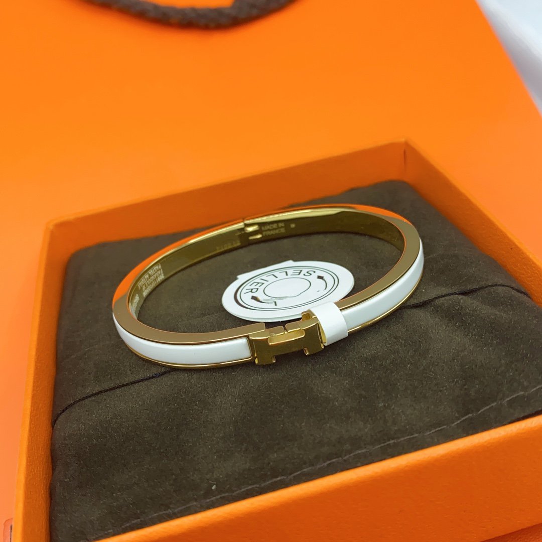 [KELA]CLASSIC HM CLIC WHITE 8MM ENAMEL BRACELET
