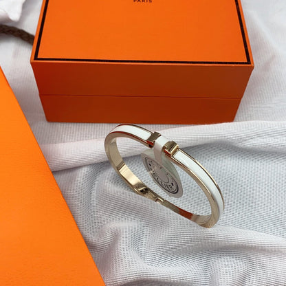 [KELA]CLASSIC HM CLIC WHITE 8MM ENAMEL BRACELET