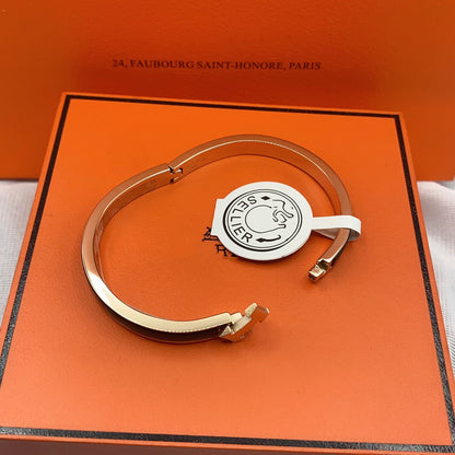 [KELA]CLASSIC HM CLIC BLACK 8MM ENAMEL BRACELET