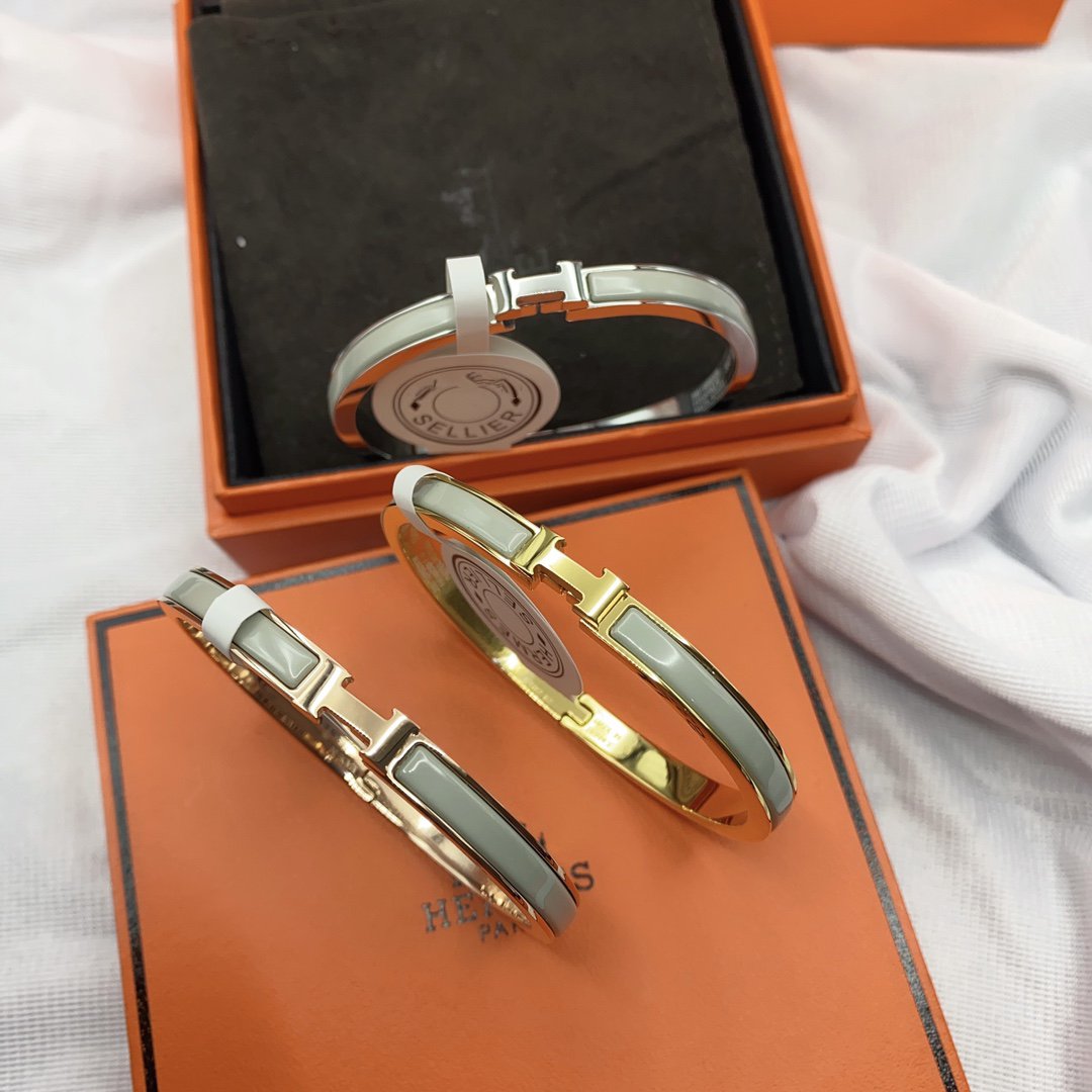 [KELA]CLASSIC HM CLIC GREEN 8MM ENAMEL BRACELET