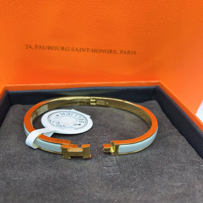 [KELA]CLASSIC HM CLIC GREEN 8MM ENAMEL BRACELET