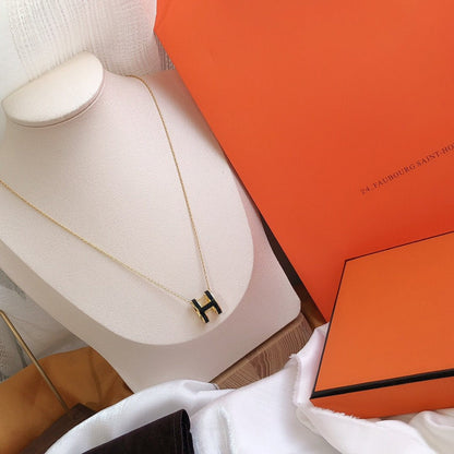 [KELA]HM CLIC BLACK ENAMEL GOLD NECKLACE