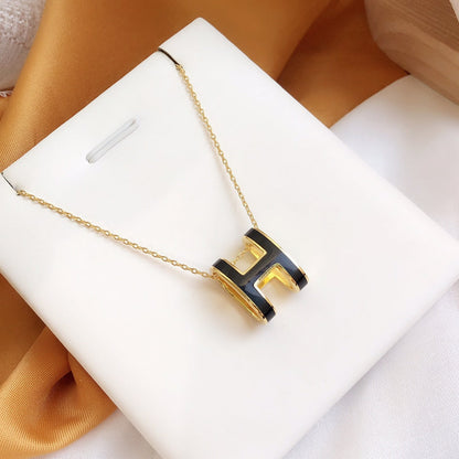 [KELA]HM CLIC BLACK ENAMEL GOLD NECKLACE