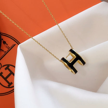 [KELA]HM CLIC BLACK ENAMEL GOLD NECKLACE