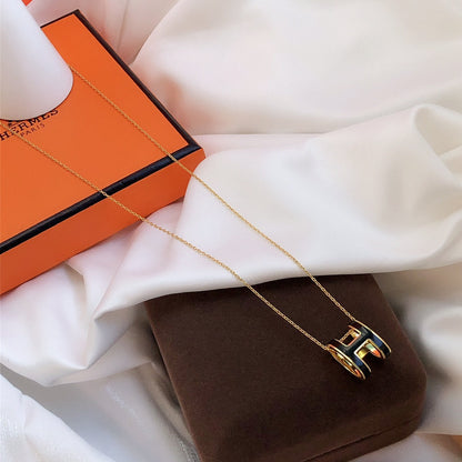 [KELA]HM CLIC BLACK ENAMEL GOLD NECKLACE