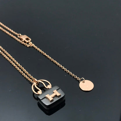 [KELA]WOMEN'S HM AMULETTES CONSTANCE PENDANT NECKLACE