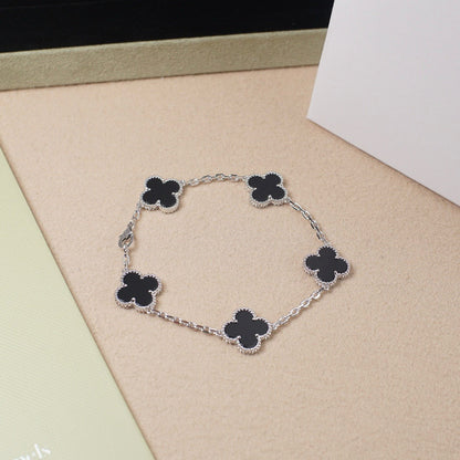 [KELA]LUCKY CLOVER 5-MOTIF BRACELET - BLACK OXNY COLLECTION