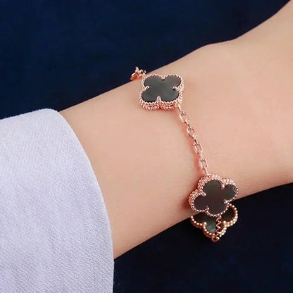[KELA]LUCKY CLOVER 5-MOTIF BRACELET - GREY MOTHER-OF-PEARL COLLECTION