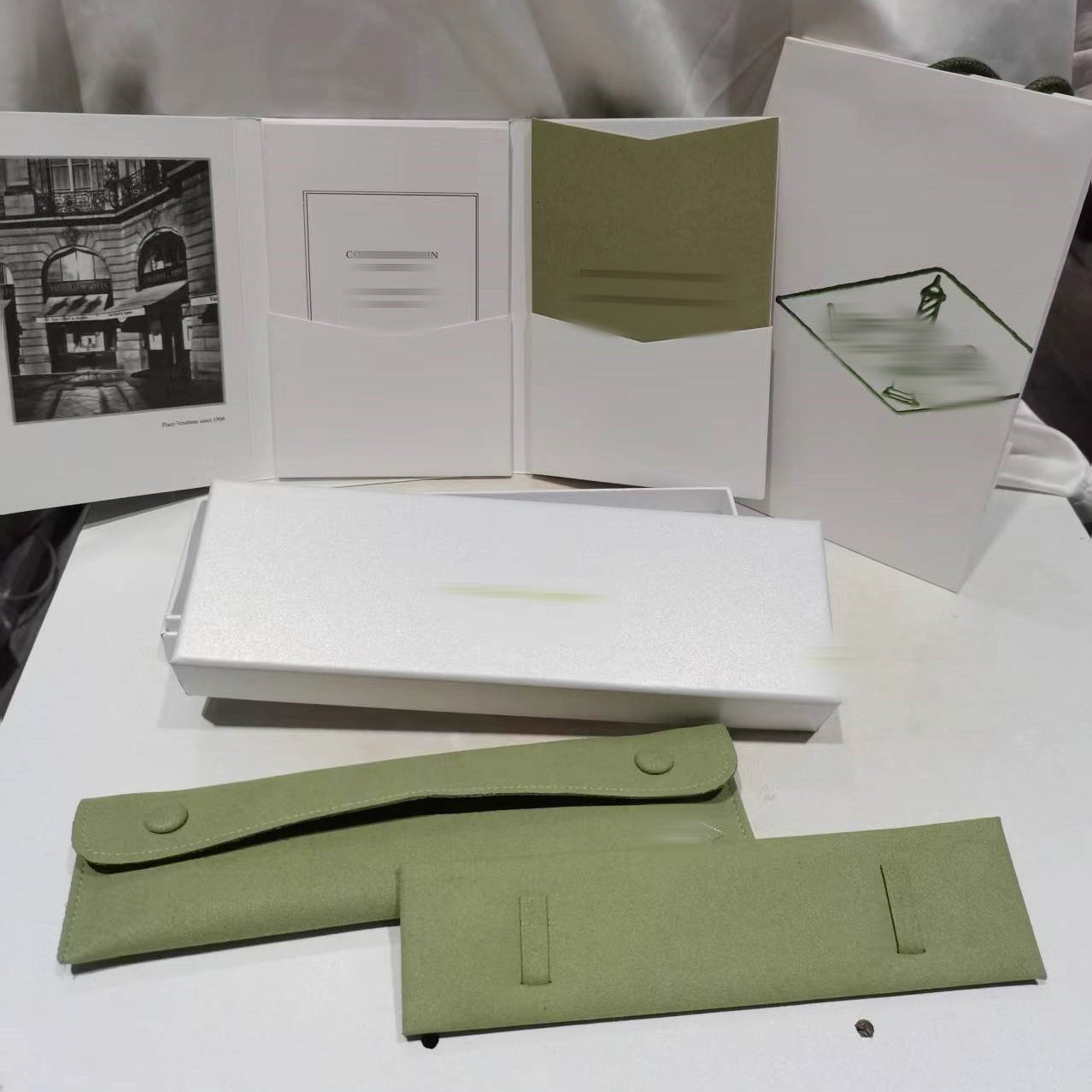 [KELA]CLOVER BRAND JEWELRY BOX