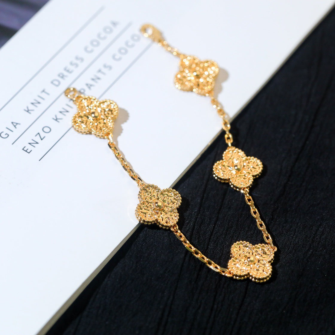 [KELA]LUCKY CLOVER 5-MOTIF BRACELET - BRONZING