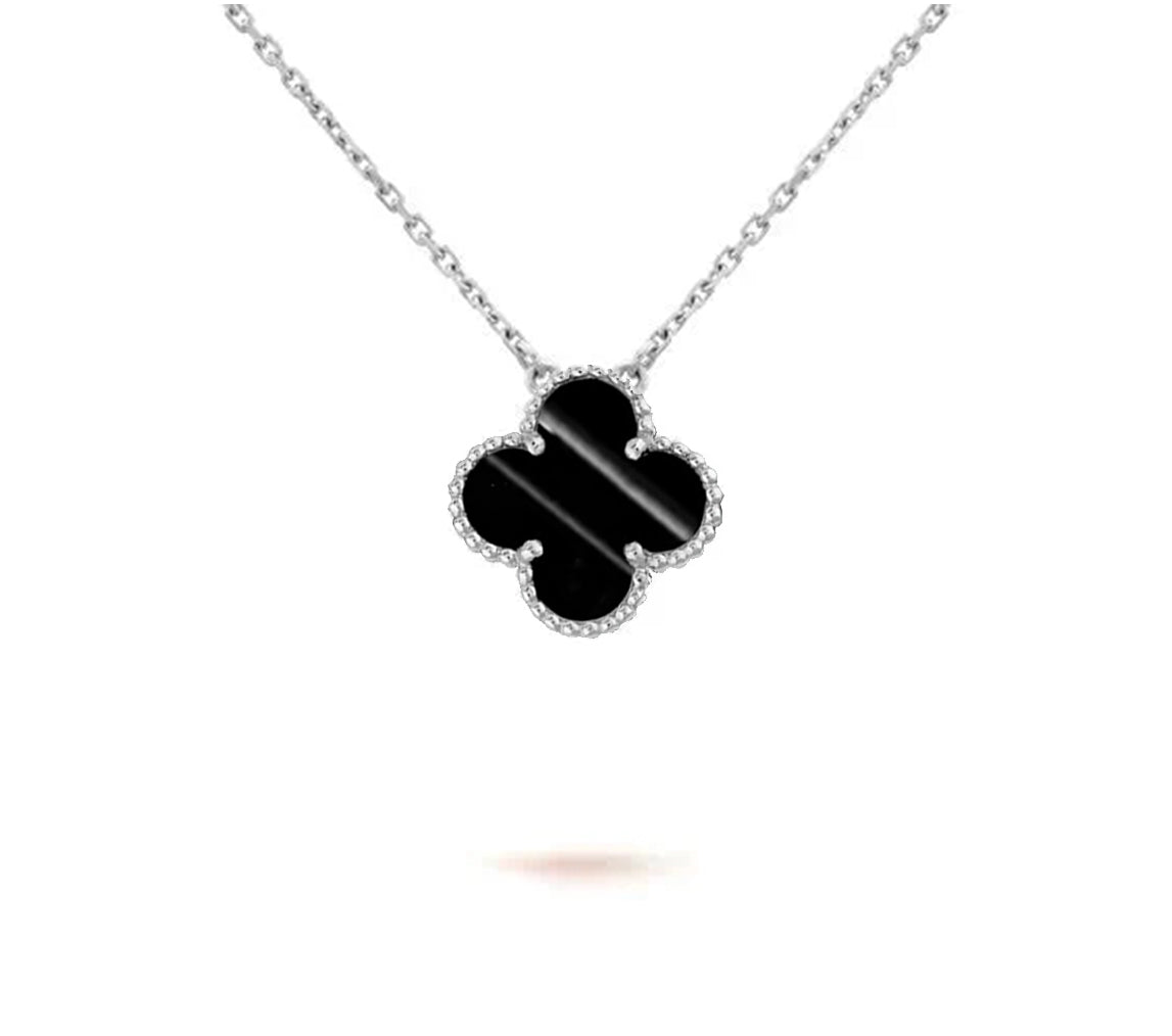 [KELA]15MM CLOVER FLOWER PENDANT NECKLACE WHITE GOLD COLLECTION