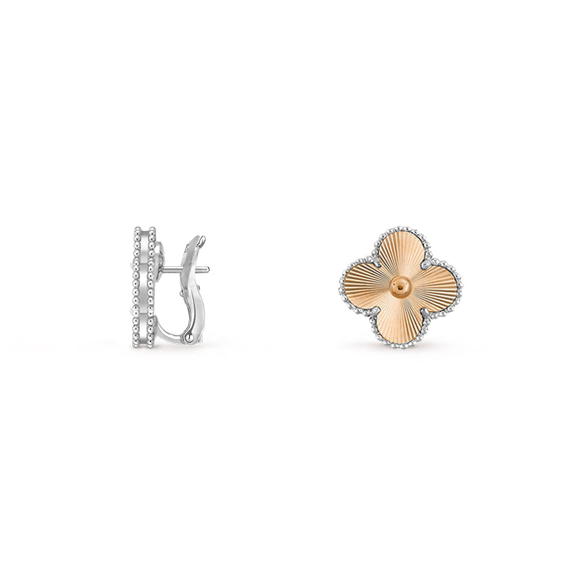 [KELA]15MM CLOVER FLOWER STUD EARRINGS WHITE GOLD COLLECTION