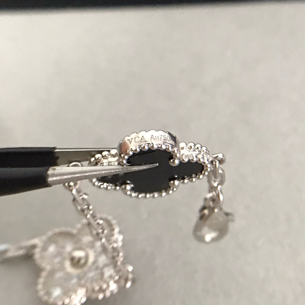 [KELA]LUCKY CLOVER 5-MOTIF BRACELET - BLACK OXNY COLLECTION