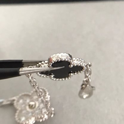 [KELA]LUCKY CLOVER 5-MOTIF BRACELET - BLACK OXNY COLLECTION