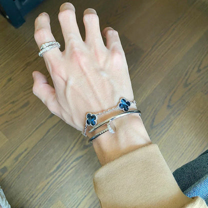 [KELA]LUCKY CLOVER 5-MOTIF BRACELET - PIETERSITE COLLECTION