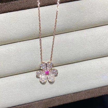 [KELA]PAVÉ DIAMOND BUTTERFLY CHARM NECKLACE